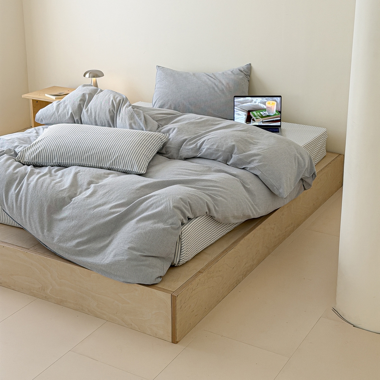 91家纺网 家纺一手货源 找家纺 玖弘家居 2026新款亲肤水洗棉四件套-糖果条(枕套默认混搭) 兰密条混搭