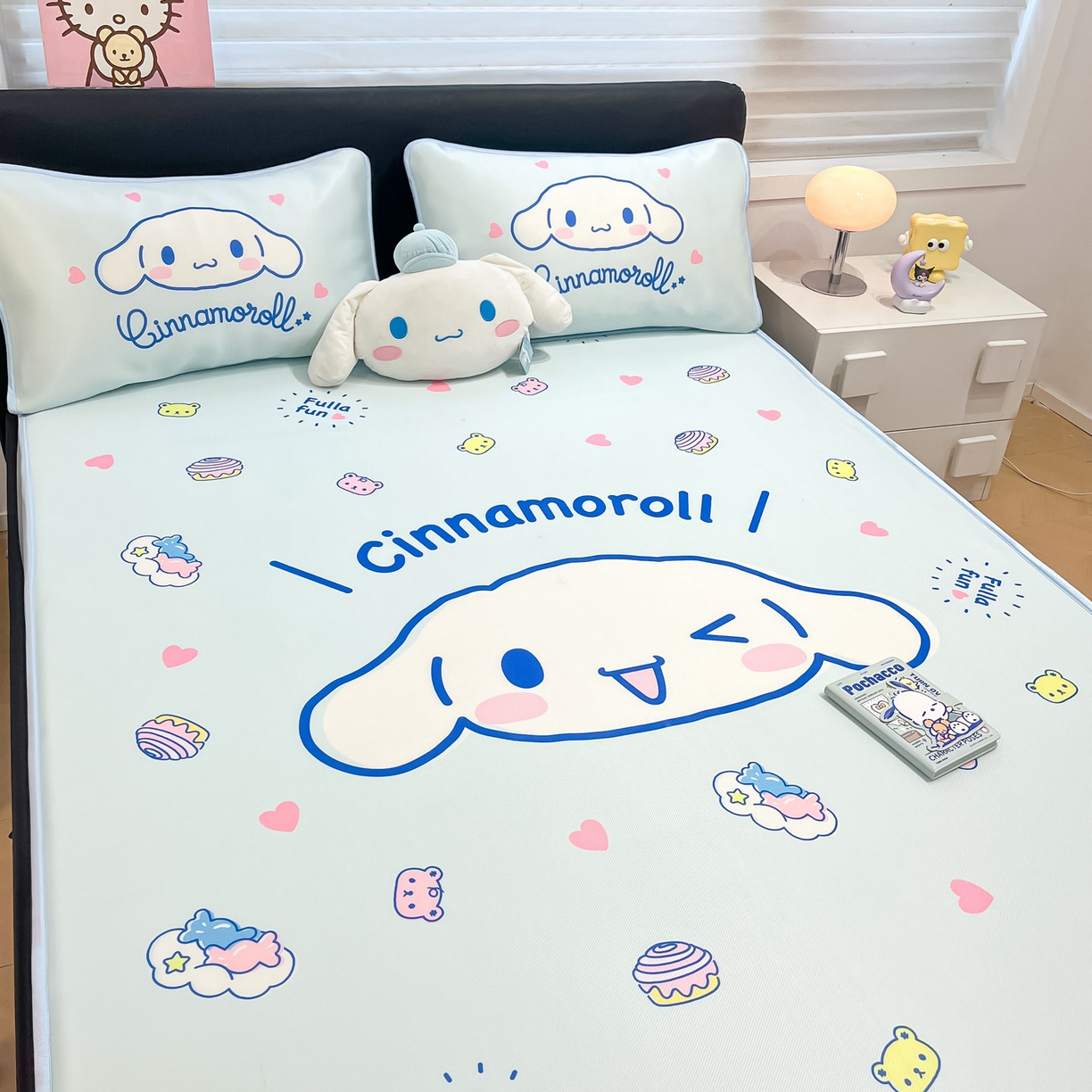 91家纺网 家纺一手货源 找家纺 暮思家居 2026新款正版授权A类大版数码印花三丽鸥1200D冰丝凉席可组合仿锦氨夏被 床笠款-开心玉桂狗