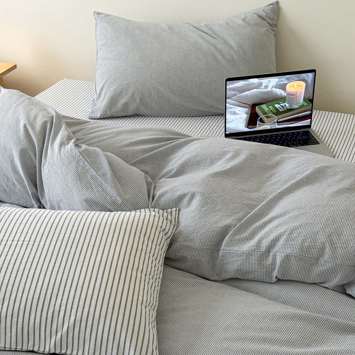 91家纺网 家纺一手货源 找家纺 玖弘家居 2026新款亲肤水洗棉四件套-糖果条(枕套默认混搭) 兰密条混搭