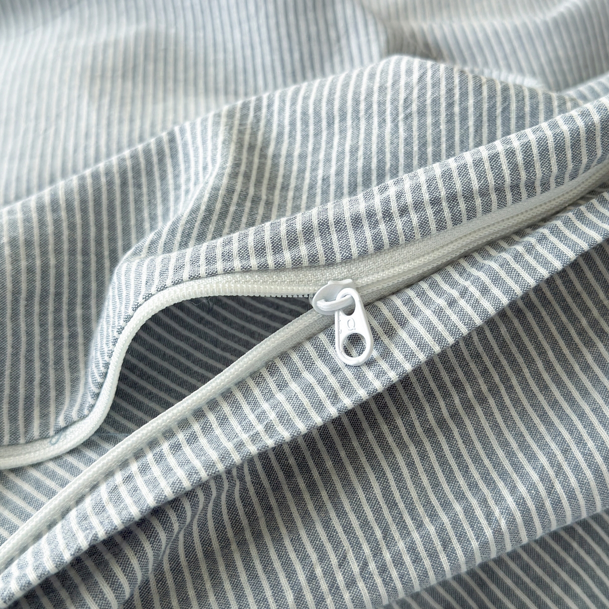 91家纺网 家纺一手货源 找家纺 玖弘家居 2026新款亲肤水洗棉四件套-糖果条(枕套默认混搭) 兰密条混搭