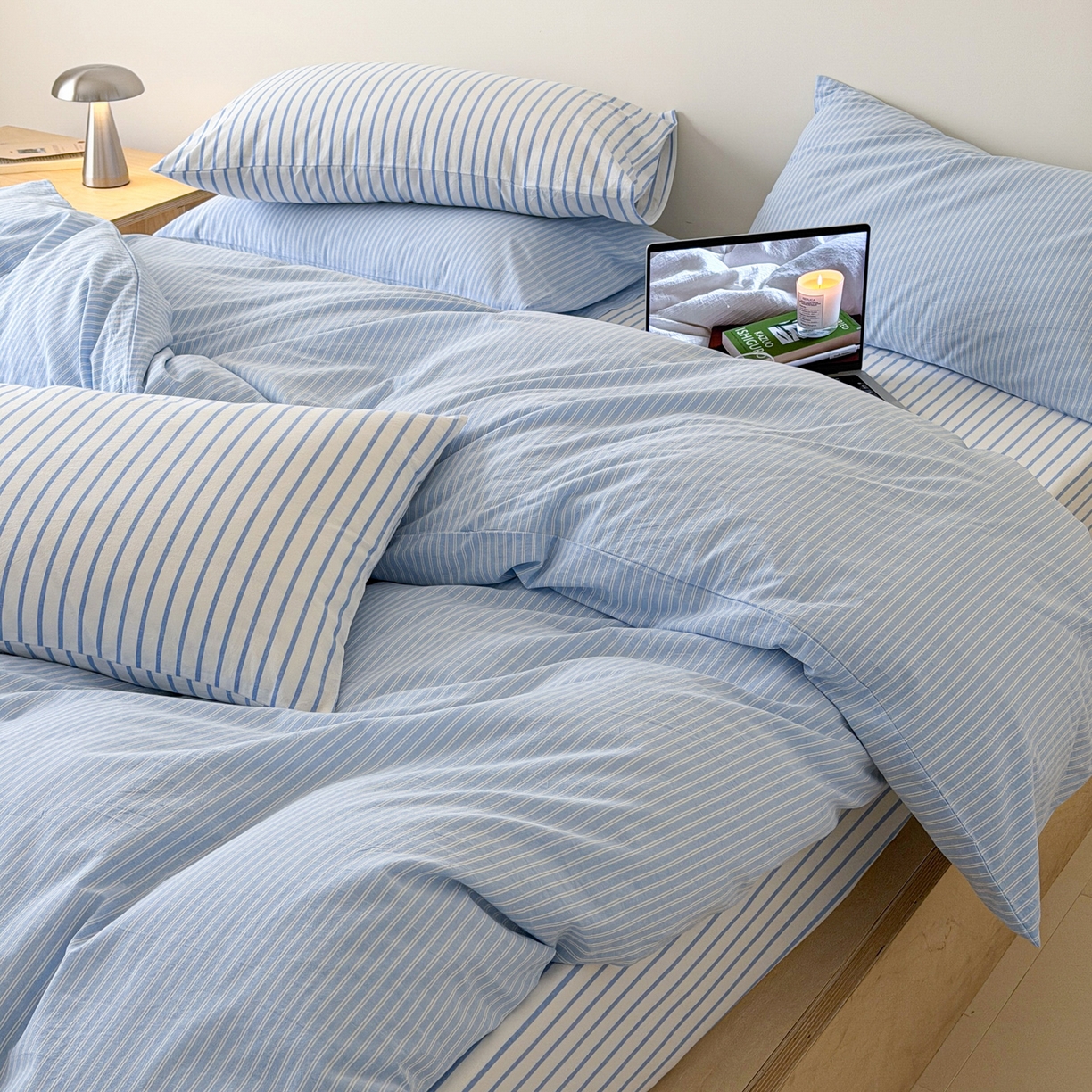 91家纺网 家纺一手货源 找家纺 玖弘家居 2026新款亲肤水洗棉四件套-糖果条(枕套默认混搭) 清新蓝条混搭