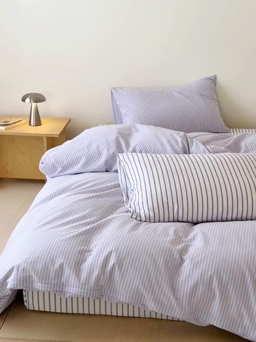 91家纺网 家纺一手货源 找家纺 玖弘家居 2026新款亲肤水洗棉四件套-糖果条(枕套默认混搭) 柔光紫条混搭