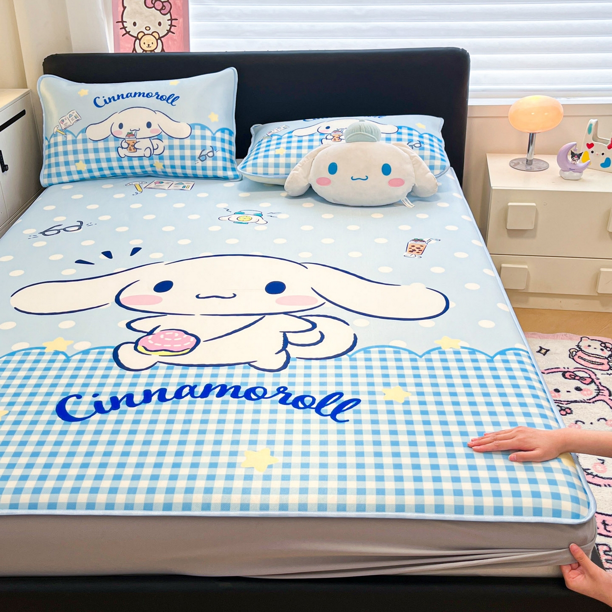 91家纺网 家纺一手货源 找家纺 暮思家居 2026新款正版授权A类大版数码印花三丽鸥1200D冰丝凉席可组合仿锦氨夏被 床笠款-快乐玉桂狗