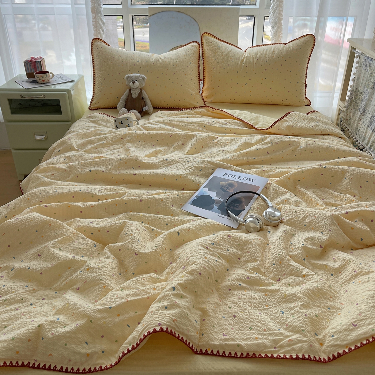 91家纺网 家纺一手货源 找家纺 贝扬思家纺 2026新款泡芙纱贝壳边夏被套件-欧包系列（今天也只做被快乐包裹的小朋友） 欧包-星月糖粒