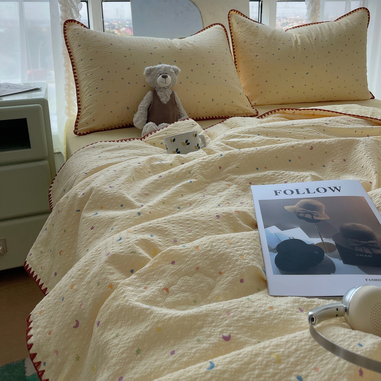 91家纺网 家纺一手货源 找家纺 贝扬思家纺 2026新款泡芙纱贝壳边夏被套件-欧包系列（今天也只做被快乐包裹的小朋友） 欧包-星月糖粒