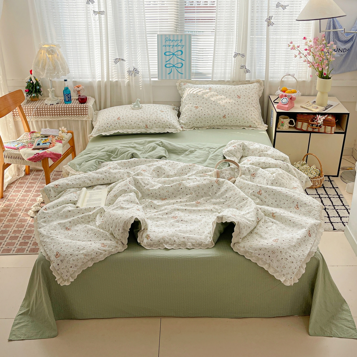 91家纺网 家纺一手货源 找家纺 优承佳生活馆 2026新款超柔高克重泡芙纱蝴蝶结全棉花边夏被套件单夏被 浅陌