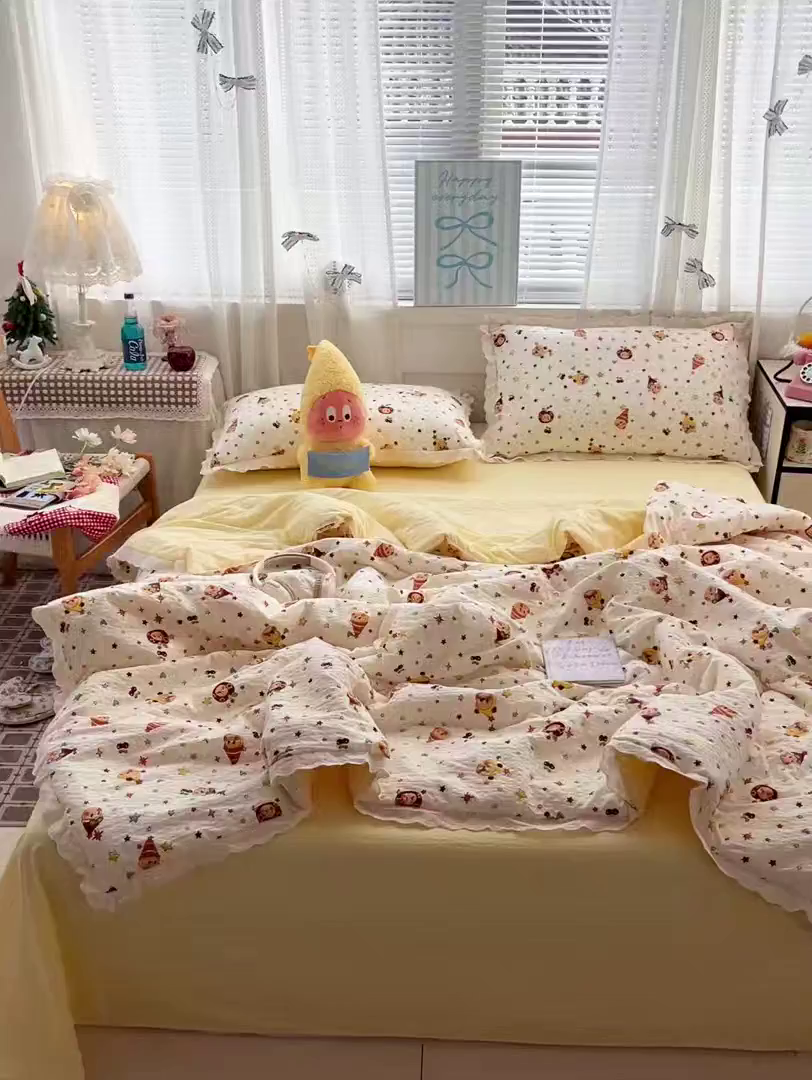 91家纺网 家纺一手货源 找家纺 优承佳生活馆 2026新款超柔高克重泡芙纱蝴蝶结全棉花边夏被套件单夏被 摇摇星人