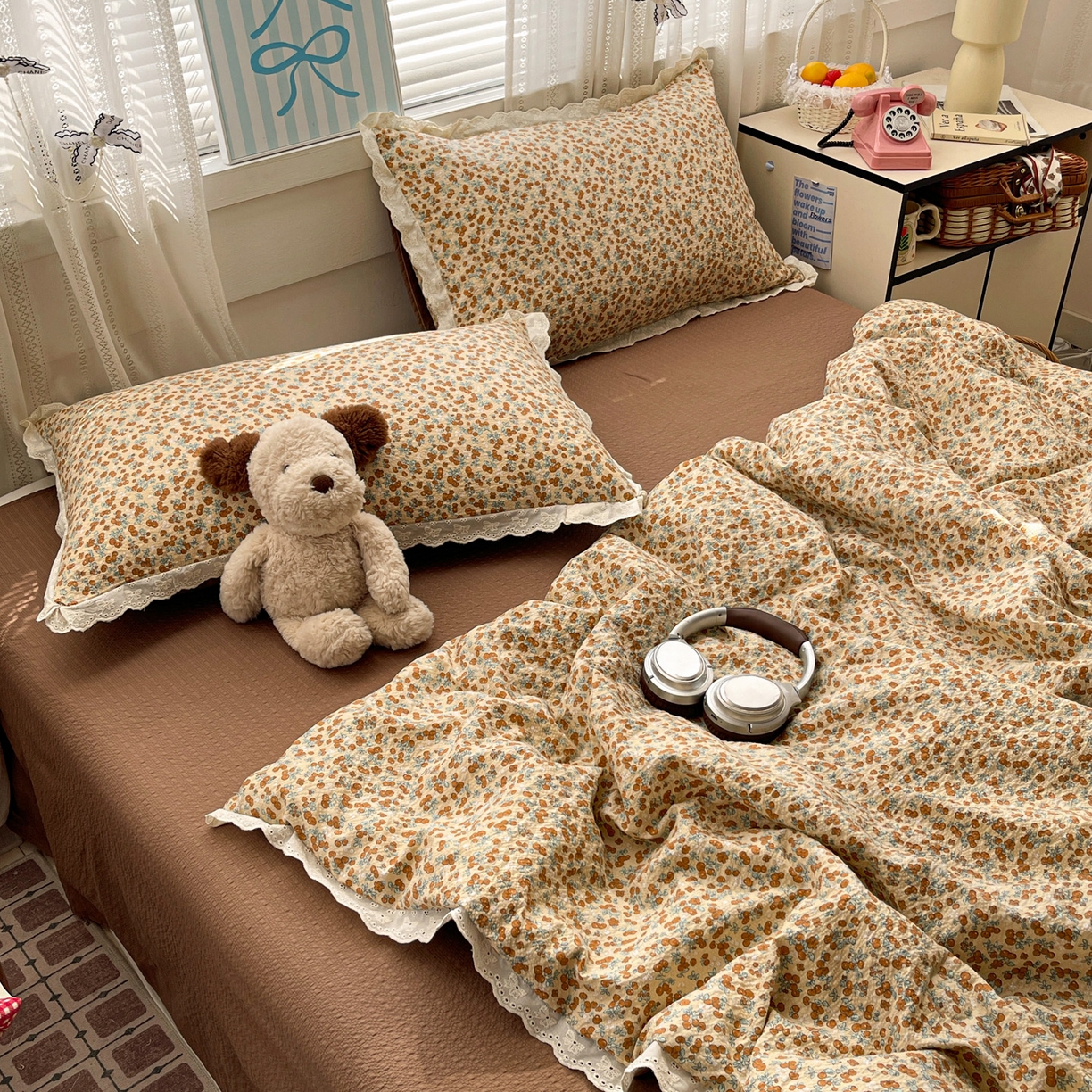 91家纺网 家纺一手货源 找家纺 优承佳生活馆 2026新款超柔高克重泡芙纱蝴蝶结全棉花边夏被套件单夏被 棕韵梦境