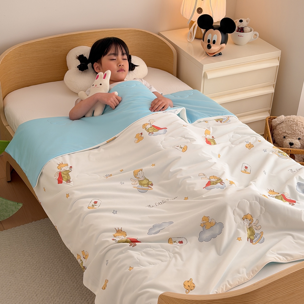 91家纺网 家纺一手货源 找家纺 嗨生活 2026年新款凉感针织儿童双感夏被 幼儿园星星夏被 星星被-小王子