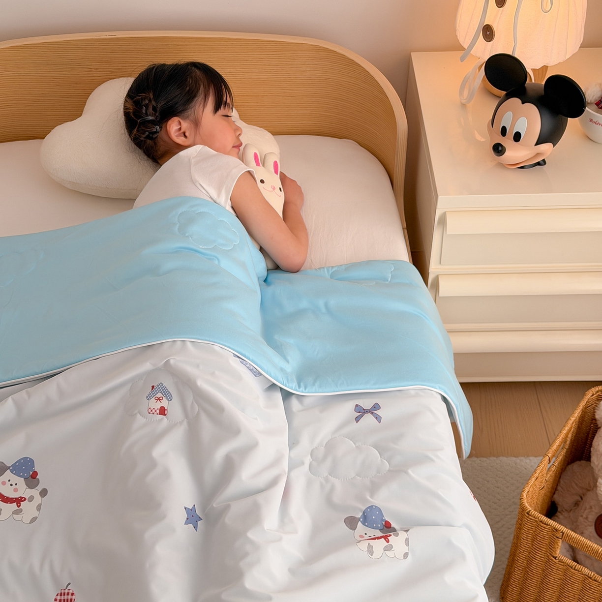 91家纺网 家纺一手货源 找家纺 嗨生活 2026年新款凉感针织儿童双感夏被 幼儿园星星夏被 星星被-可爱小狗