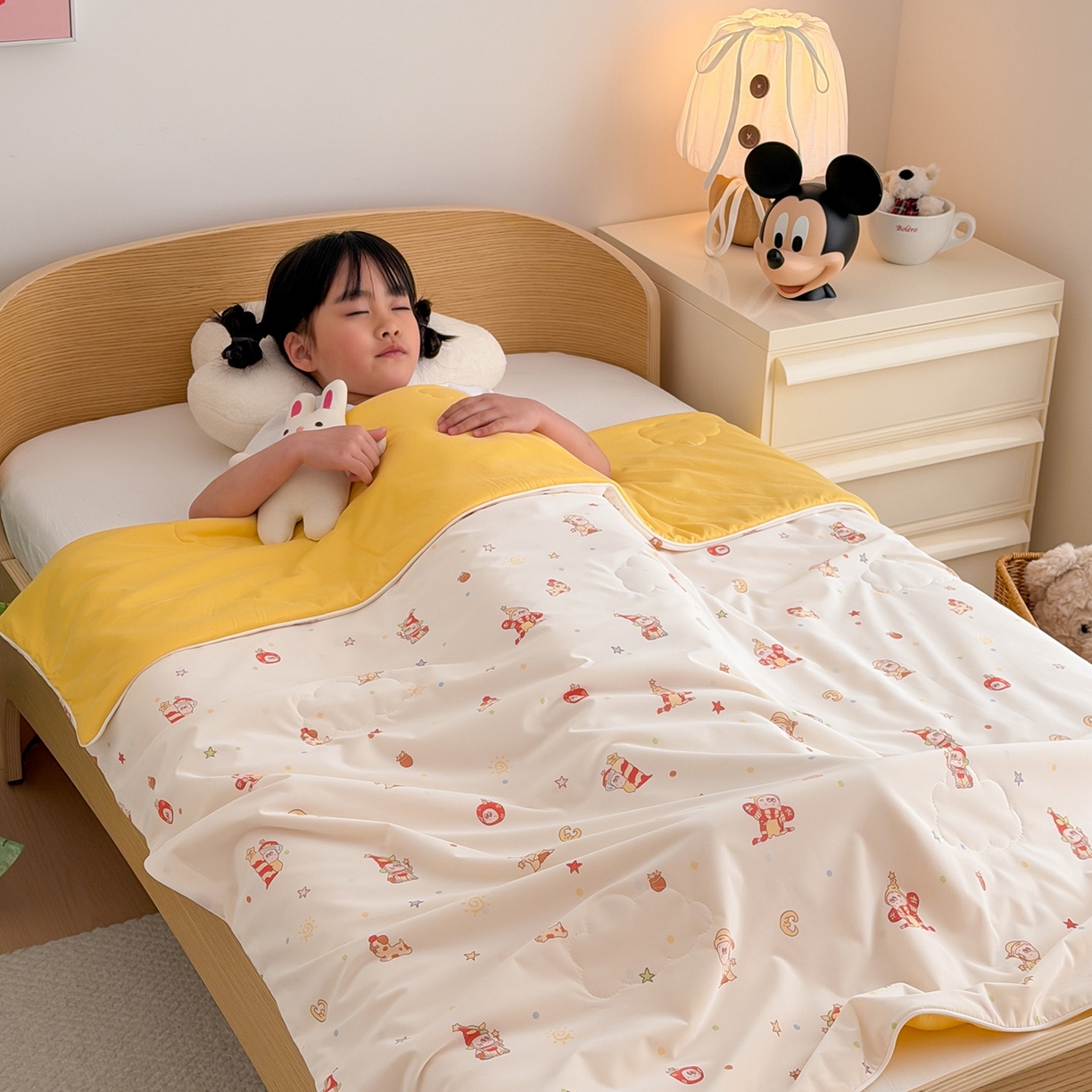 91家纺网 家纺一手货源 找家纺 嗨生活 2026年新款凉感针织儿童双感夏被 幼儿园星星夏被 星星被-星乐乐