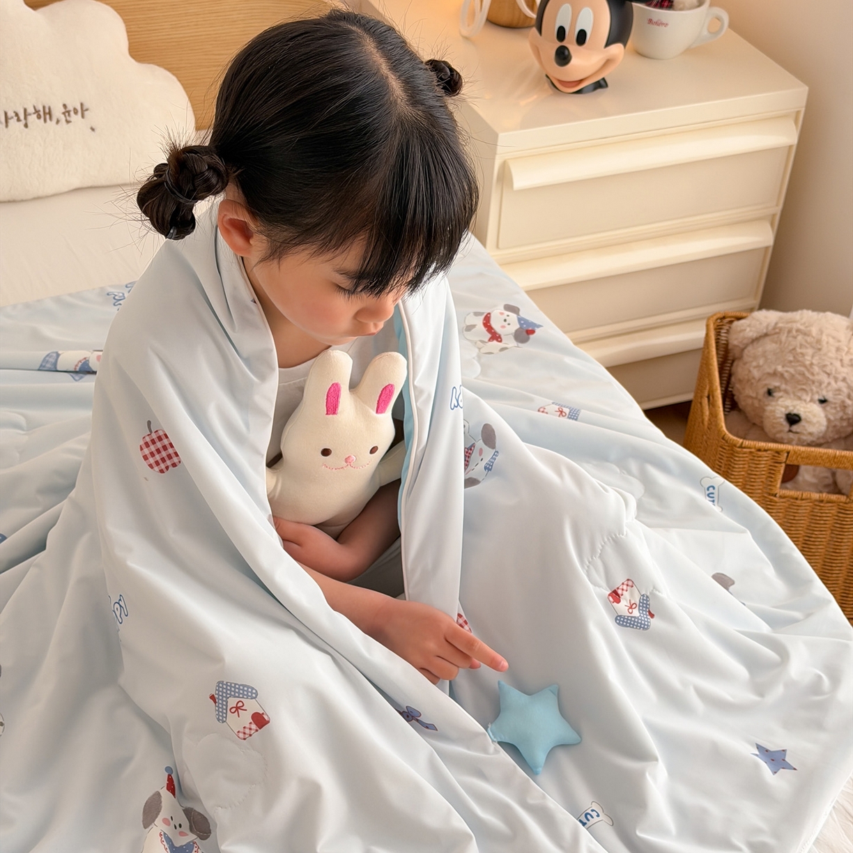 91家纺网 家纺一手货源 找家纺 嗨生活 2026年新款凉感针织儿童双感夏被 幼儿园星星夏被 星星被-可爱小狗