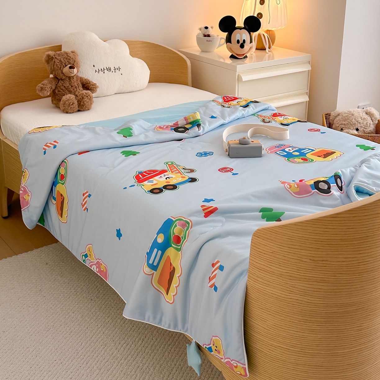 91家纺网 家纺一手货源 找家纺 嗨生活 2026年新款凉感针织儿童双感夏被 幼儿园星星夏被 星星被-七彩挖机