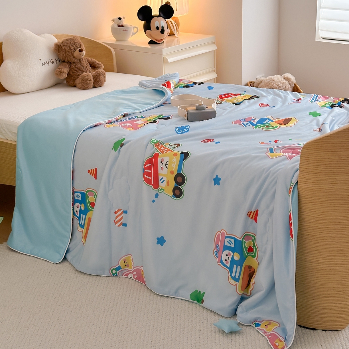 91家纺网 家纺一手货源 找家纺 嗨生活 2026年新款凉感针织儿童双感夏被 幼儿园星星夏被 星星被-七彩挖机