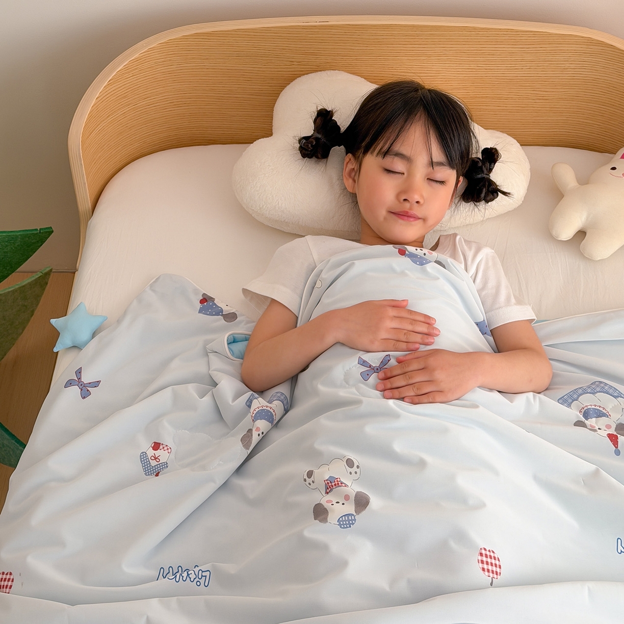 91家纺网 家纺一手货源 找家纺 嗨生活 2026年新款凉感针织儿童双感夏被 幼儿园星星夏被 星星被-可爱小狗