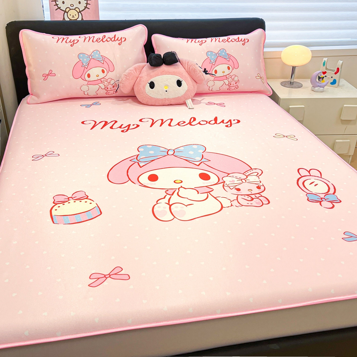 91家纺网 家纺一手货源 找家纺 暮思家居 2026新款正版授权A类大版数码印花三丽鸥1200D冰丝凉席可组合仿锦氨夏被 床笠款-小兔美乐蒂