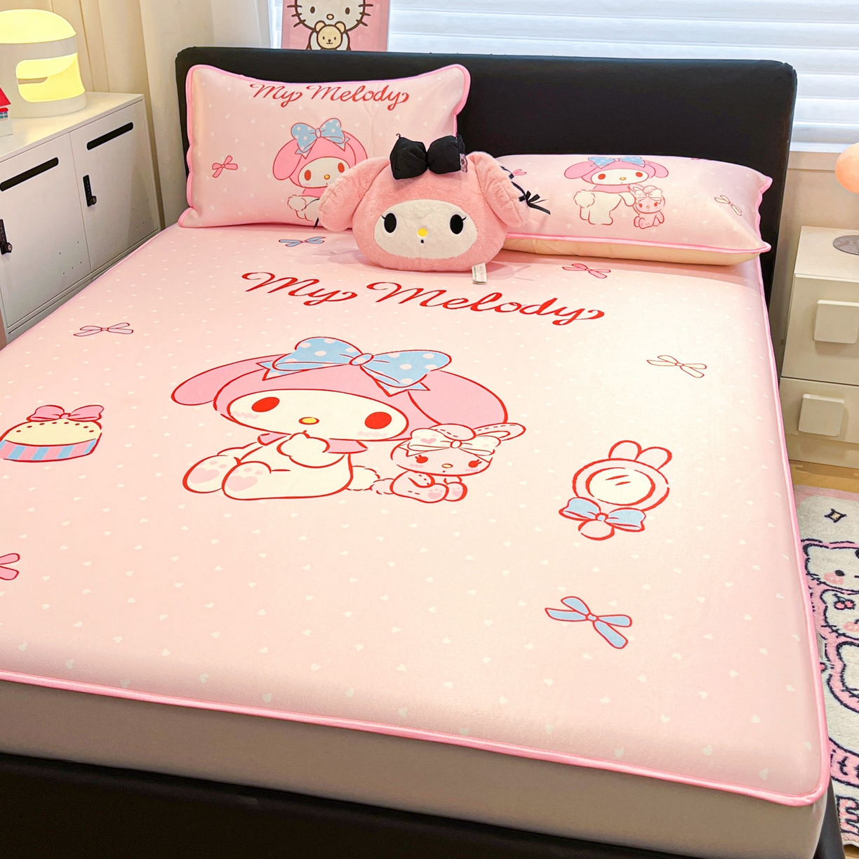 91家纺网 家纺一手货源 找家纺 暮思家居 2026新款正版授权A类大版数码印花三丽鸥1200D冰丝凉席可组合仿锦氨夏被 床笠款-小兔美乐蒂