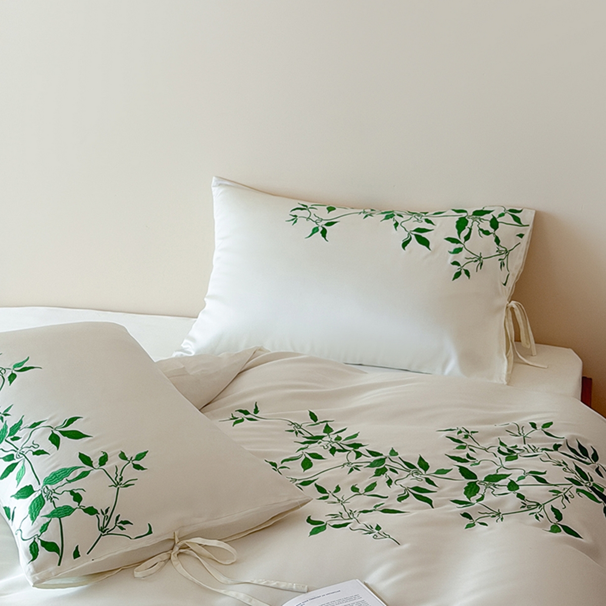 91家纺网 家纺一手货源 找家纺 波比可可 2026春夏新款60支莱赛尔兰精天丝绣花刺绣四件套 绿野仙踪 米