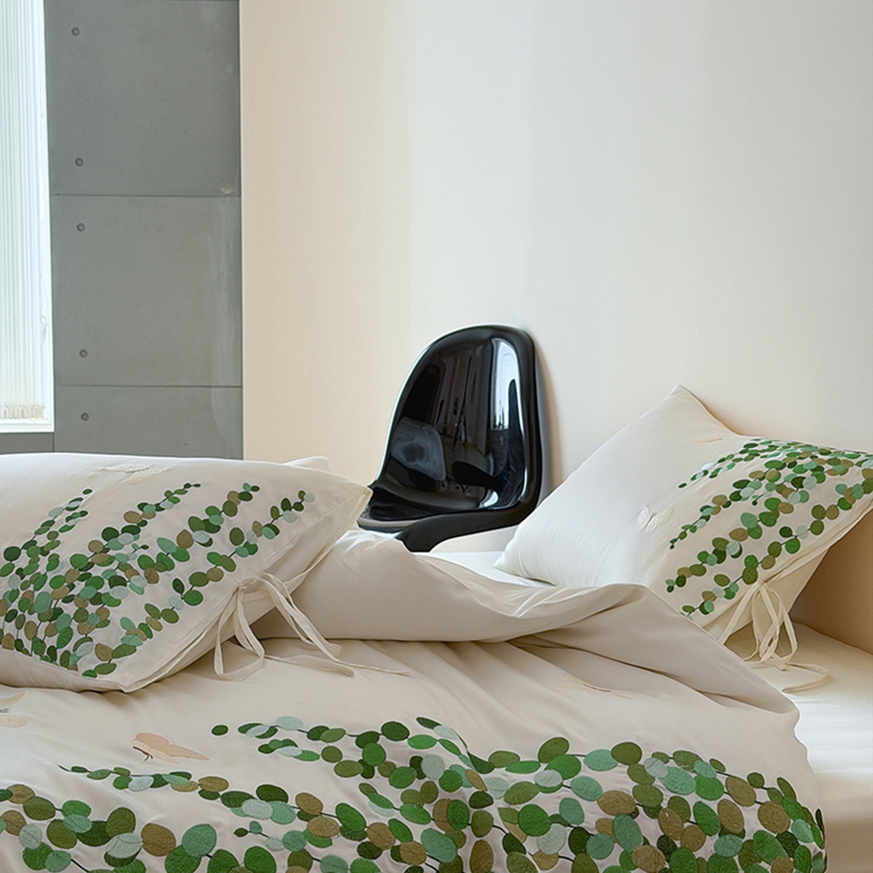 91家纺网 家纺一手货源 找家纺 波比可可 2026春夏新款60支莱赛尔兰精天丝绣花刺绣四件套 春意盎然 米