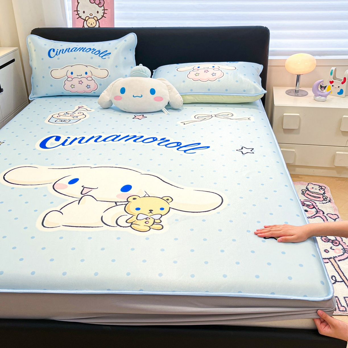 91家纺网 家纺一手货源 找家纺 暮思家居 2026新款正版授权A类大版数码印花三丽鸥1200D冰丝凉席可组合仿锦氨夏被 床笠款-小熊玉桂狗