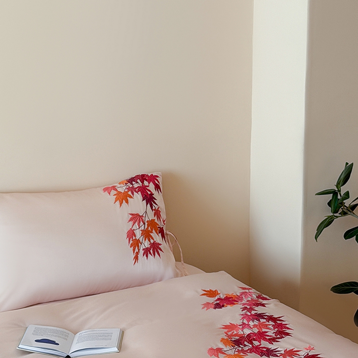 91家纺网 家纺一手货源 找家纺 （总）波比可可 2026春夏新款60支莱赛尔兰精天丝绣花刺绣四件套