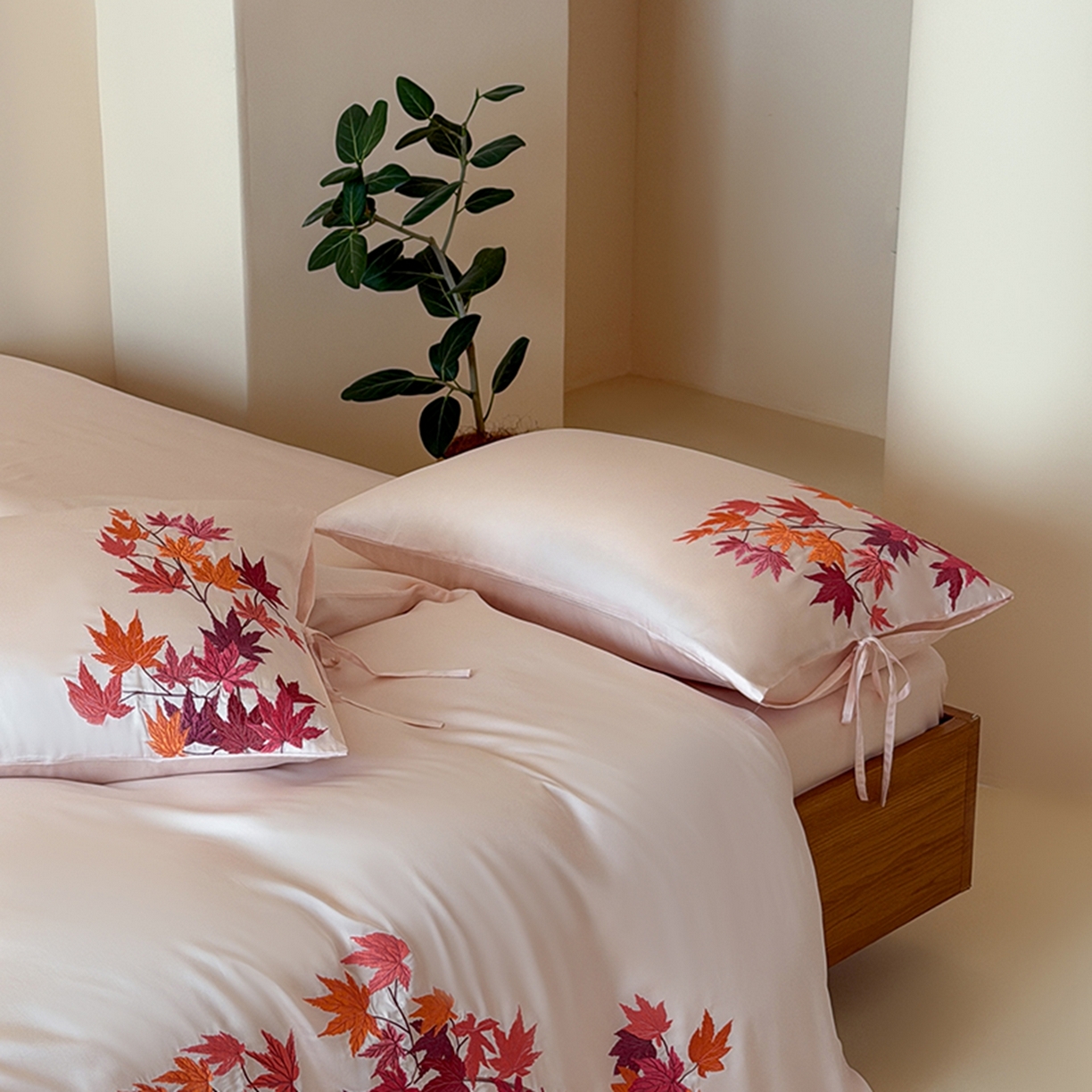 91家纺网 家纺一手货源 找家纺 （总）波比可可 2026春夏新款60支莱赛尔兰精天丝绣花刺绣四件套