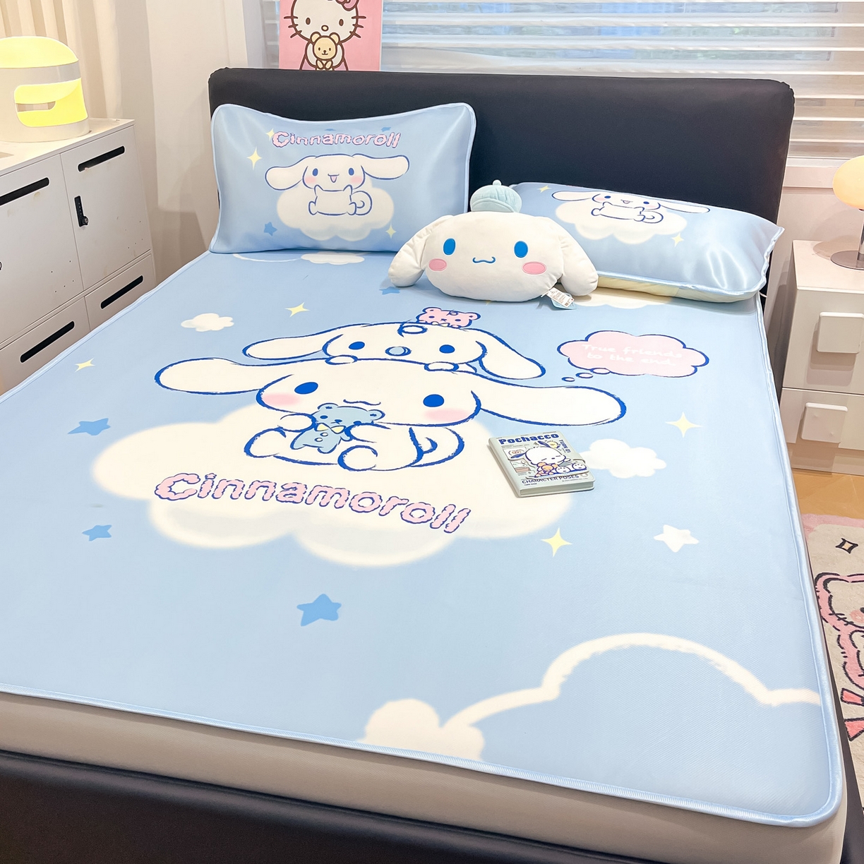 91家纺网 家纺一手货源 找家纺 暮思家居 2026新款正版授权A类大版数码印花三丽鸥1200D冰丝凉席可组合仿锦氨夏被 床笠款-云朵玉桂狗