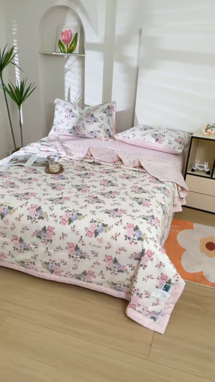 91家纺网 家纺一手货源 找家纺 黛妮雅 2026新款全棉夏被四件套单件夏被单双人空调被学生夏凉被 良辰美景