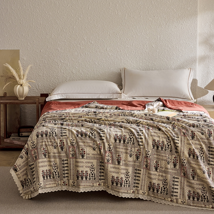 91家纺网 家纺一手货源 找家纺 雅高家居 2026新款麻本纪韩版复古雨露棉麻夏被夏凉被空调被子被芯 幸运草