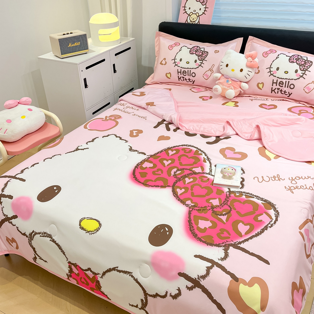 91家纺网 家纺一手货源 找家纺 暮思家居 2026新款正版授权A类大版数码印花三丽鸥可组合仿锦氨夏被夏凉被空调被 豹纹KT猫