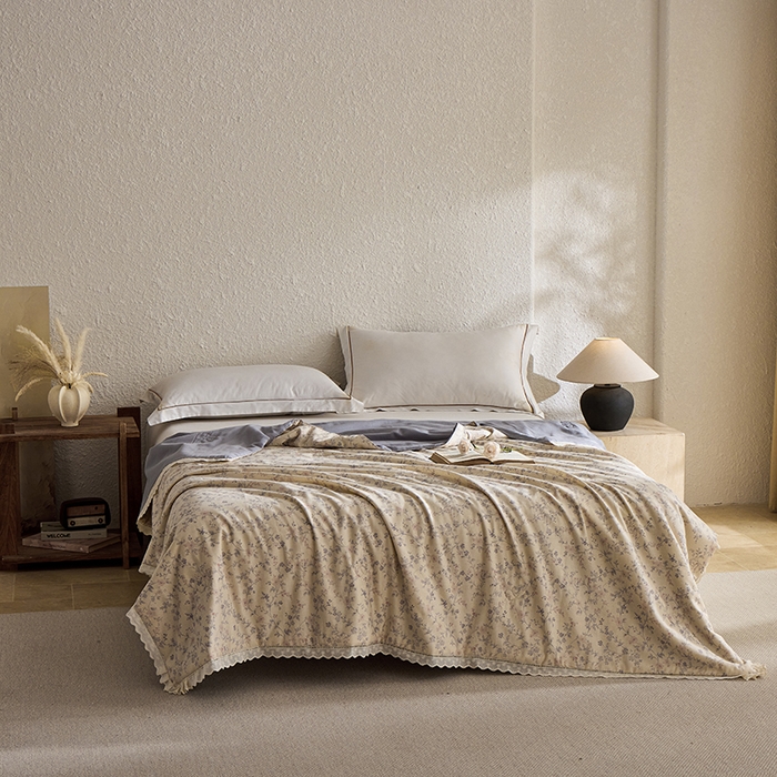 91家纺网 家纺一手货源 找家纺 雅高家居 2026新款麻本纪韩版复古雨露棉麻夏被夏凉被空调被子被芯 风信紫