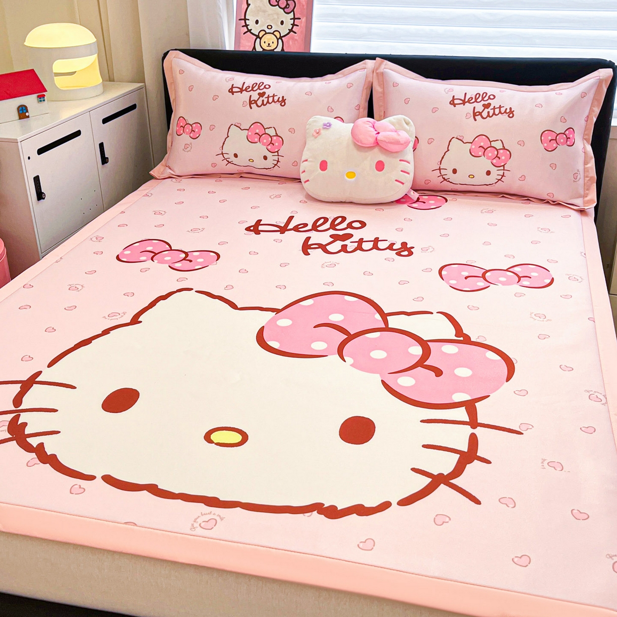 91家纺网 家纺一手货源 找家纺 暮思家居 2026新款正版授权A类大版数码印花三丽鸥可组合仿锦氨夏被夏凉被空调被 蝴蝶结KT