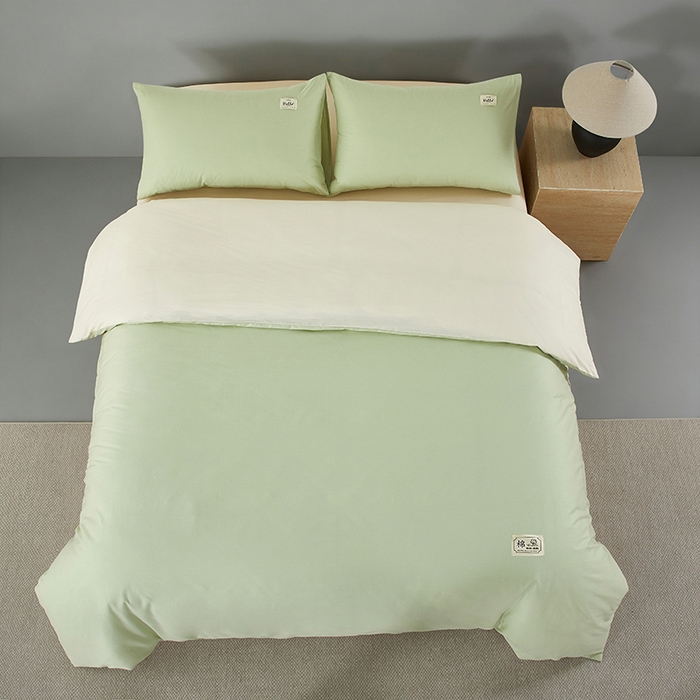 91家纺网 家纺一手货源 找家纺 有点武功 2026新款全棉纯棉40支13372纯色双拼四件套 清新绿+奶白