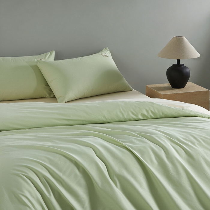 91家纺网 家纺一手货源 找家纺 有点武功 2026新款全棉纯棉40支13372纯色双拼四件套 清新绿+奶白