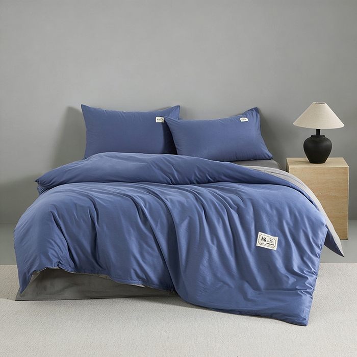 91家纺网 家纺一手货源 找家纺 有点武功 2026新款全棉纯棉40支13372纯色双拼四件套 宾利蓝+绅士灰