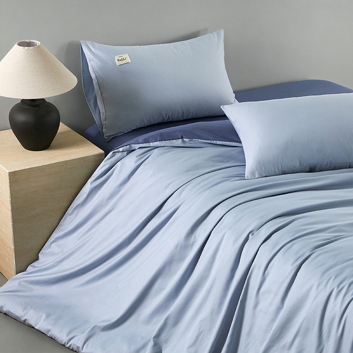 91家纺网 家纺一手货源 找家纺 有点武功 2026新款全棉纯棉40支13372纯色双拼四件套 天青色+宾利蓝