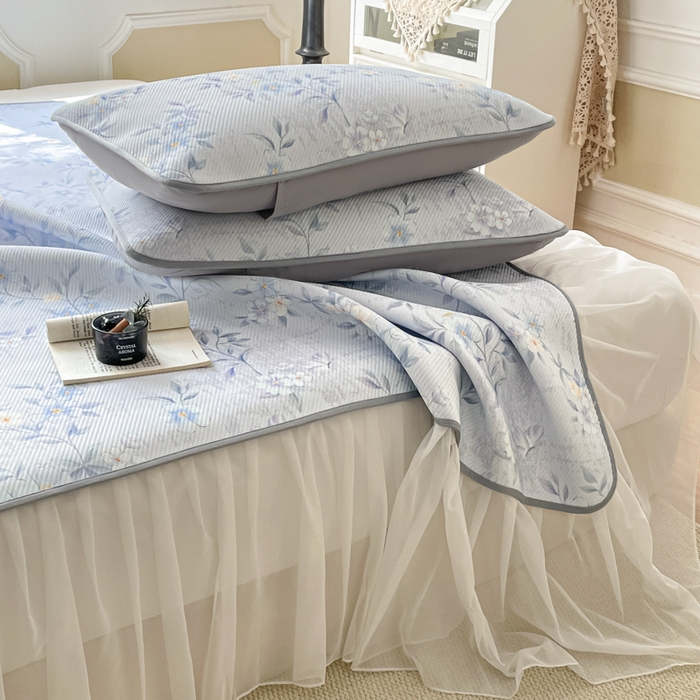 91家纺网 家纺一手货源 找家纺 （总）柒月家居 2026新款斜纹凉感豆豆床裙款凉席