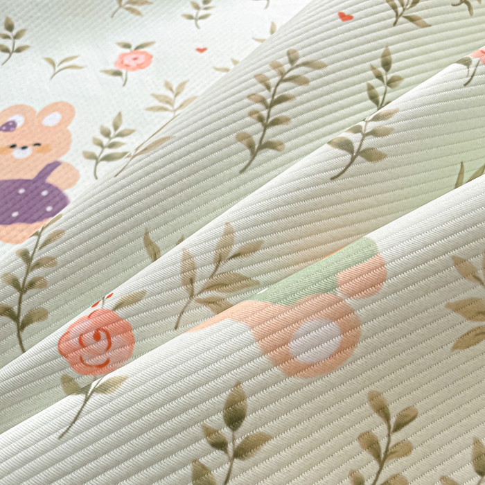 91家纺网 家纺一手货源 找家纺 柒月家居 2026新款斜纹凉感豆豆床裙款凉席 床裙-青叶萌物