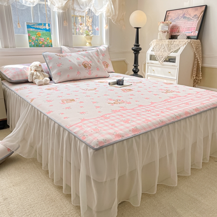 91家纺网 家纺一手货源 找家纺 柒月家居 2026新款斜纹凉感豆豆床裙款凉席 床裙-玫瑰园