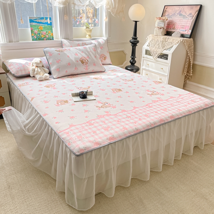 91家纺网 家纺一手货源 找家纺 柒月家居 2026新款斜纹凉感豆豆床裙款凉席 床裙-玫瑰园