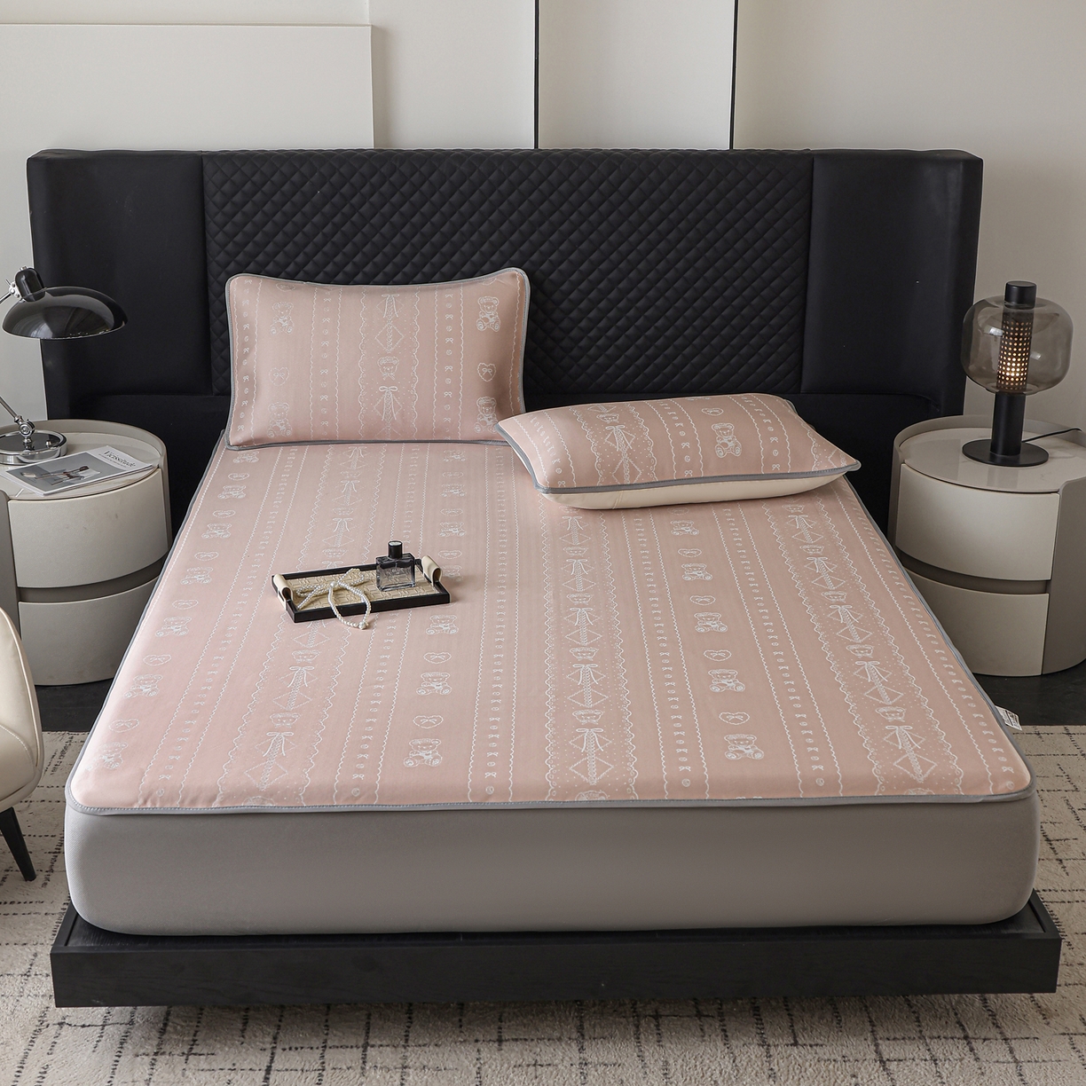 91家纺网 家纺一手货源 找家纺 （总）赛丽雅 2026新款A类PE提花床笠款凉感面料凉席防滑床罩