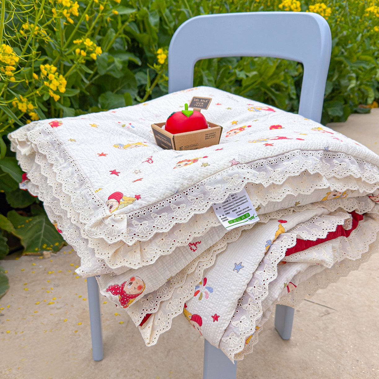 91家纺网 家纺一手货源 找家纺 （总）弗苓家纺 2026新款高克重泡芙棉花边款夏被夏凉被空调被四件套小红书推荐-风格一