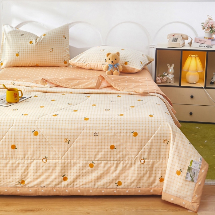 91家纺网 家纺一手货源 找家纺 黛妮雅 2026新款全棉夏被四件套单件夏被单双人空调被学生夏凉被 橘子格