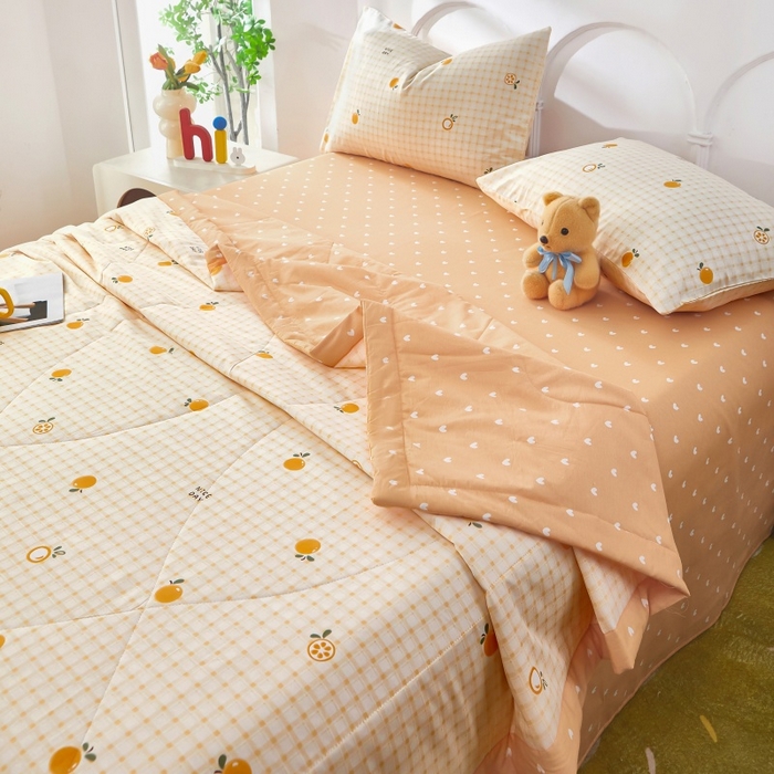 91家纺网 家纺一手货源 找家纺 黛妮雅 2026新款全棉夏被四件套单件夏被单双人空调被学生夏凉被 橘子格