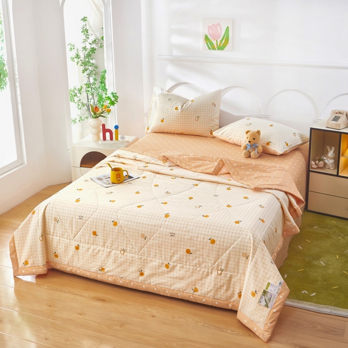 91家纺网 家纺一手货源 找家纺 黛妮雅 2026新款全棉夏被四件套单件夏被单双人空调被学生夏凉被 橘子格