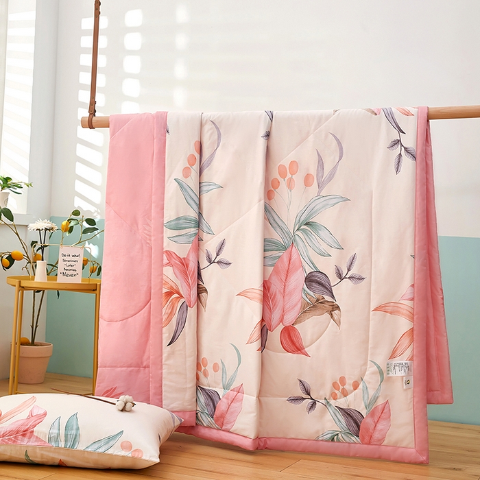 91家纺网 家纺一手货源 找家纺 黛妮雅 2026新款全棉夏被四件套单件夏被单双人空调被学生夏凉被 红颜