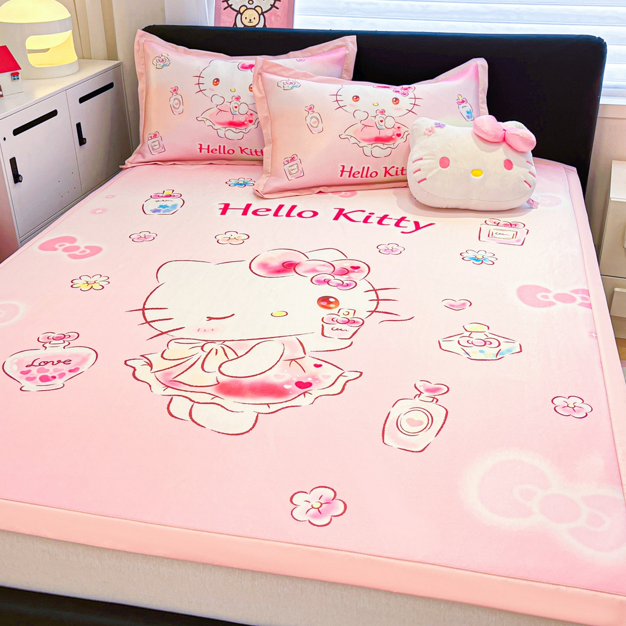 91家纺网 家纺一手货源 找家纺 暮思家居 2026新款正版授权A类大版数码印花三丽鸥可组合仿锦氨夏被夏凉被空调被 香水KT