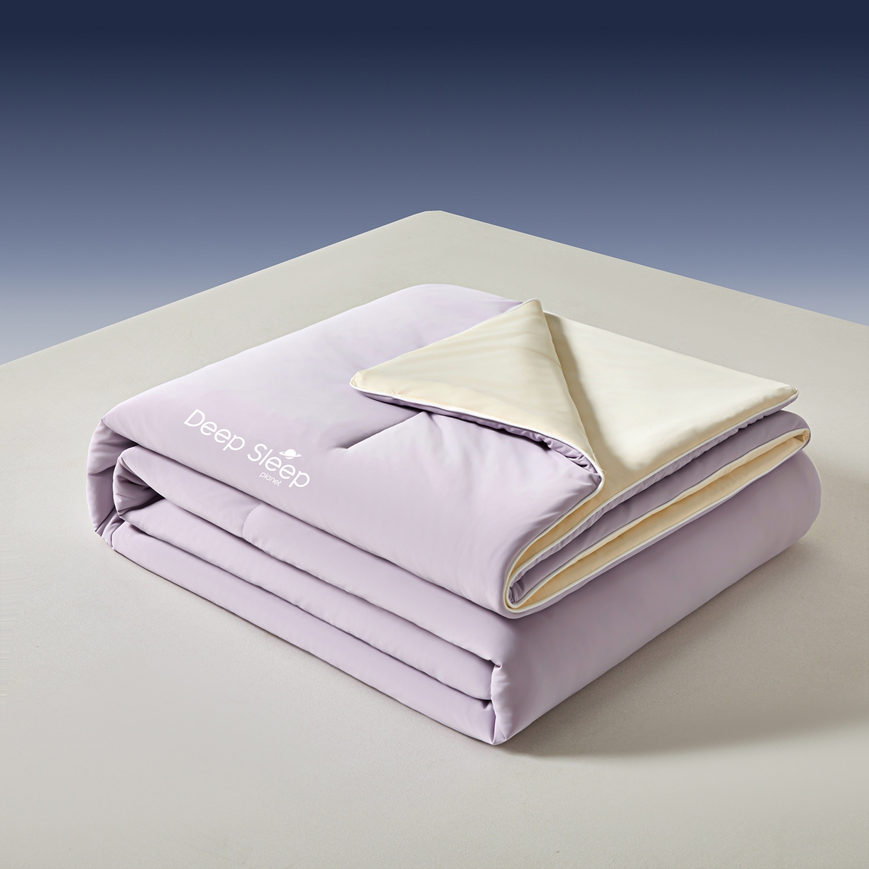 91家纺网 家纺一手货源 找家纺 玉相逢 2026新款深睡眠高克重凉感丝夏被夏凉被空调被 梦幻紫拼浅黄