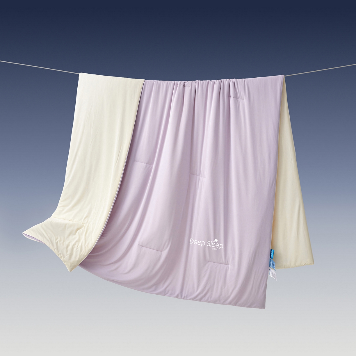 91家纺网 家纺一手货源 找家纺 玉相逢 2026新款深睡眠高克重凉感丝夏被夏凉被空调被 梦幻紫拼浅黄