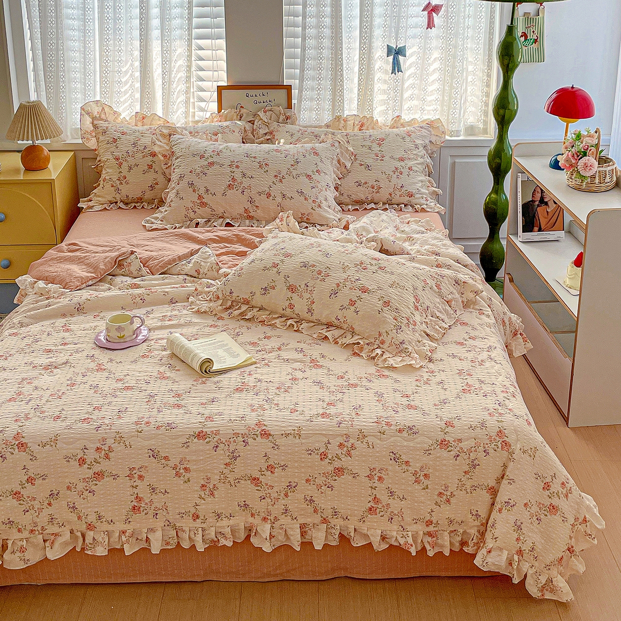 91家纺网 家纺一手货源 找家纺 蓝极人 2026新款泡芙棉花边夏被四件套 XB春色